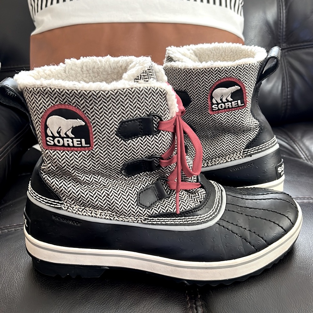 SOREL winter boots size 10